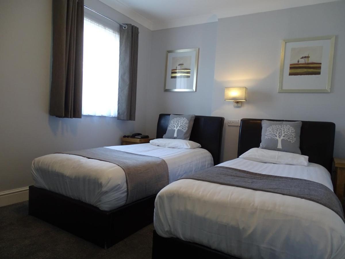 The Beeches & Leisure Club Hotel