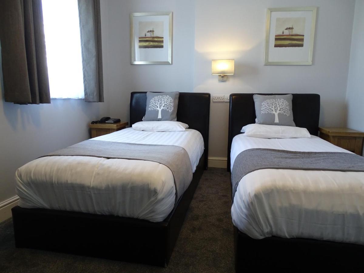 The Beeches & Leisure Club 4*